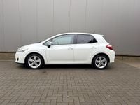 Occasion Toyota Auris Executive 99 PK (72 kW) 2011 Wit Hatchback