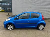 tweedehands Peugeot 107 1.0-12V XS AIRCO, 5 DEURS, GOED ONDERHOUDEN, LEKKER ZUINIG.