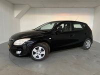 tweedehands Hyundai i30 1.6i Dynamic Luxe Airco, LMV, Trekhaak