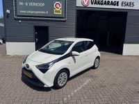 Occasion Toyota Aygo X-play 72 PK (52 kW) 2018 Wit Hatchback