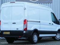 tweedehands Ford Transit 350 2.0 TDCI L2H3 Ambiente 130pk / 3 pers / 1e eig