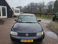 Occasion VW Passat Comfortline 116 PK (85 kW) 2001 Zwart Stationwagen