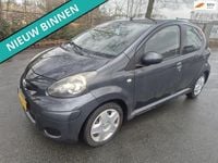 Occasion Toyota Aygo 68 PK (50 kW) 2009 Grijs (metallic) Hatchback