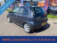 tweedehands Opel Corsa 1.2-16V Silverline