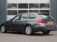 tweedehands BMW 316 3-SERIE Touring i Executive Sport Clima/Cruise/Radio-CD/Bluetooth/Navi/Bi-Xenon/Sportstoelen/PDC/Leder-Stof/17"LM.Velgen