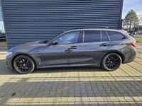 tweedehands BMW 330e 3-serie TouringM Sport Plug In Hybrid | Apple Carplay | LED | Head Up | Alcantara Sportstoelen | Live Cockpit | 18"L.M | DAB | Navi |