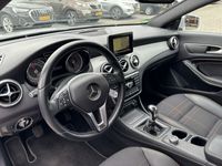 tweedehands Mercedes CLA180 Urban Navigatie / Sport Interieur / Trekhaak