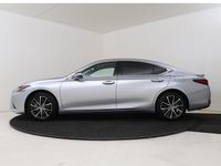 Nieuw Lexus ES300H 218 PK (160 kW) 2025 Grijs Sedan