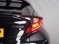tweedehands Toyota C-HR 2.0 Hybrid Style Plus | Noodremfunctie (met stuurc