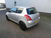 Occasion Suzuki Swift 93 PK (68 kW) 2010 Grijs Hatchback