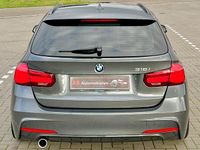 Occasion BMW 318 M Performance 170 PK (125 kW) 2019 Grijs Stationwagen