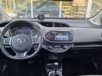 Occasion Toyota Yaris Hybrid Trend 2016 Grijs (metallic) Hatchback