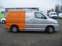 tweedehands Toyota HiAce 2.5 D-4D KWB Comfort VOORZIEN VAN DUBBELE SCHUIFDE