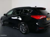 tweedehands Ford Focus Wagon 1.0 EcoBoost Hybrid STLine X-NAVI-WINTERPACK