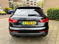 tweedehands Audi Q3 1.4 TFSI 150pk S-tronic S-Line + Keyless + 19" Vel