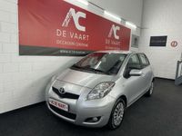 Occasion Toyota Yaris 99 PK (72 kW) 2011 Grijs Hatchback