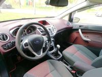 tweedehands Ford Fiesta 1.25 Ghia ( INRUIL MOGELIJK )