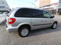 tweedehands Chrysler Voyager 2.4i SE Invalide/Rolstoelvervoer airco