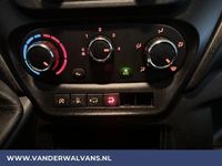 tweedehands Iveco Daily 35C16V 160pk Bakwagen + Laadklep Euro6 Dubbel Lucht Airco | Bijrijdersbank, Bluetooth-telefoonvoorbereiding