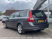 tweedehands Volvo V70 2.4 D5 Summum /185 pk/Climate/Cruise/Leder/Distr verv 337.065 km/APK 01-2025/