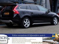 tweedehands Volvo V60 T3 150 pk Momentum, Navi, Bluetooth, 17 inch