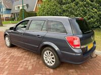 tweedehands Opel Astra Wagon 1.6 Temptation met n.a.p extra set velgen met winterbanden nette auto