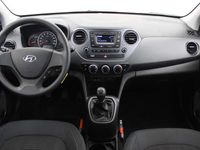 tweedehands Hyundai i10 1.0i i-Motion / Lage Kilometerstand / Airco / Trek