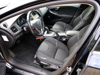 Occasion Volvo V40 Momentum 180 PK (132 kW) 2014 Zwart Stationwagen
