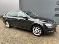 tweedehands Skoda Octavia Combi 1.8 TSI Greentech Style / Navigatie / Trekhaak