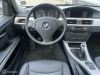 tweedehands BMW 318 3-SERIE Touring i High Executive