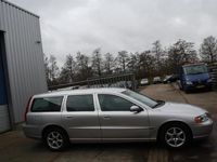 tweedehands Volvo V70 2.4 D5 Momentum