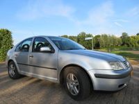 Occasion VW Bora Comfortline 75 PK (55 kW) 2001 Grijs Sedan