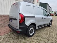 Occasion Renault Kangoo Luxe 156 PK (114 kW) 2023 Zilver (metallic) Van