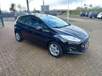 tweedehands Ford Fiesta 1.0 EcoBoost Titanium Automaat, Airco(automatisch), Multimedia systeem, Bluetooth telefoonverbinding, Stoelverwarming, Voorruit verwarmd, Parkeersensoren, Cruise control, Dimlicht automatisch, Elektrische ramen en spiegels, Keyless, Nette auto