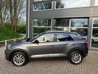 tweedehands VW T-Roc 1.5 TSI Sport panoramadak - trekhaak - camera