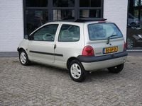 Occasion Renault Twingo Initiale 58 PK (42 kW) 1999 Geel Hatchback