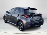 Nieuw Toyota Yaris Executive 129 PK (94 kW) 2026 Grijs Hatchback