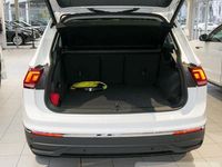 tweedehands VW Tiguan 1.4 TSI eHybrid ACC LED Navi Camera Trekhaak