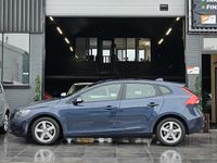 Occasion Volvo V40 Summum 120 PK (88 kW) 2014 Blauw Hatchback