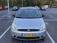 Occasion Ford Fiesta Futura 69 PK (50 kW) 2005 Grijs Hatchback