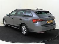 Occasion Skoda Octavia Selection 116 PK (85 kW) 2024 Grijs Stationwagen