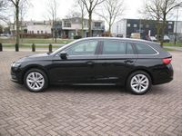 tweedehands Skoda Octavia 1.5 E-TEC 150 pk COMBI AUTOMAAT Bus. AIRCO-LMV-CARPLAY