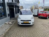 tweedehands Peugeot Partner 1.6 E-HDI NavTeq 3-pers Airco PDC Navi Schuifd