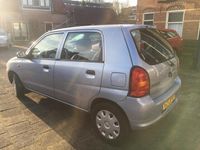 tweedehands Suzuki Alto 1.1 GLS 5 Deurs | Centrale vergrendeling | Elektrisch bediende ramen voor | Radio/CD | Stuurbekrachtiging | Nieuwe APK Keuring | Zuinige auto ! |