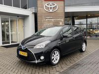 Occasion Toyota Yaris Hybrid 101 PK (74 kW) 2015 Zwart Hatchback