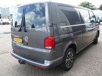 Occasion VW Transporter Highline 204 PK (150 kW) 2024 Grijs Van