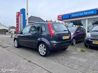 Occasion Ford Fiesta Futura 80 PK (58 kW) 2006 Grijs Hatchback