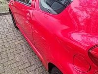 Occasion Toyota Aygo 68 PK (50 kW) 2005 Rood Hatchback