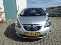 tweedehands Opel Meriva -automaat - trekhaak - l.m. velgen - elec. ramen 1