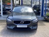 tweedehands Volvo V60 2.0 B3 Mom. Adv. automaat airco navigatie